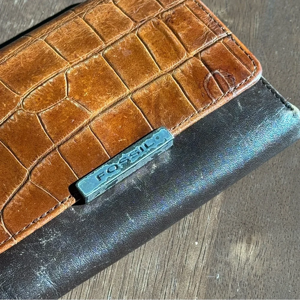 Vtg Fossil Women’s Leather Wallet – Brown Croc Embossed Two-Tone